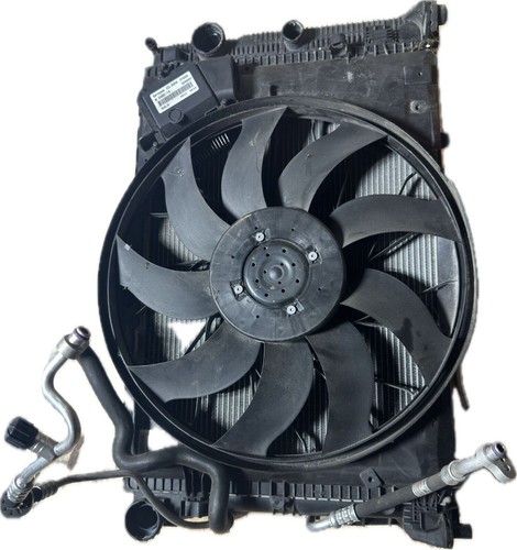 Mercedes Auxiliary Water Cooler Radia Air AC Condenser/Cooling Fan Motor - Picture 1 of 2