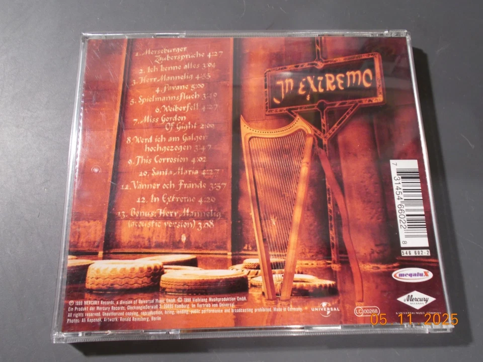 Verehrt und Angespien von In Extremo (1999) - Bild 4 von 4