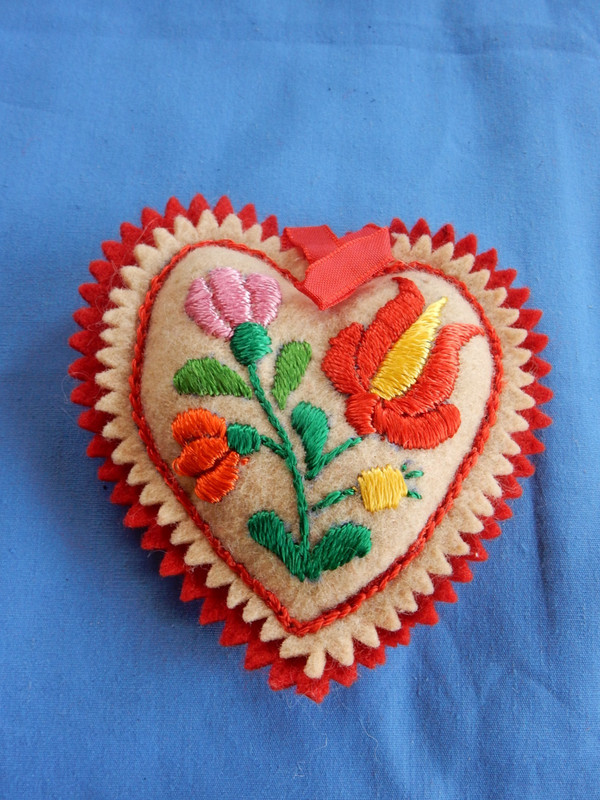 Vintage Embroidered Felt Christmas Ornament - Floral Design