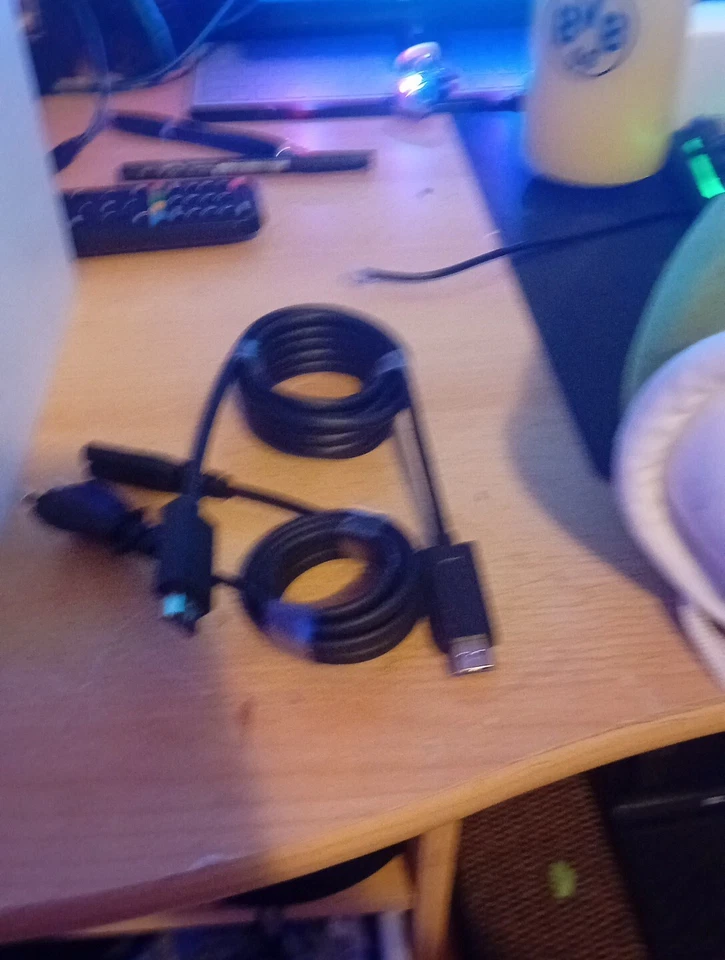 Microsoft Xbox One S, Foto 4 von 4