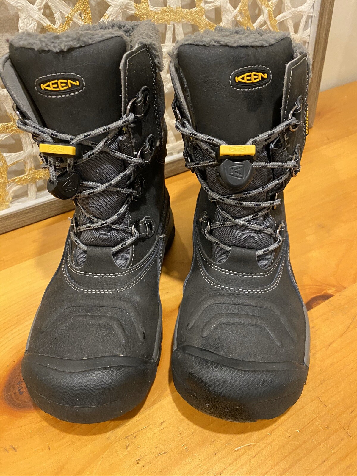 Stivali Keen impermeabili in pelle