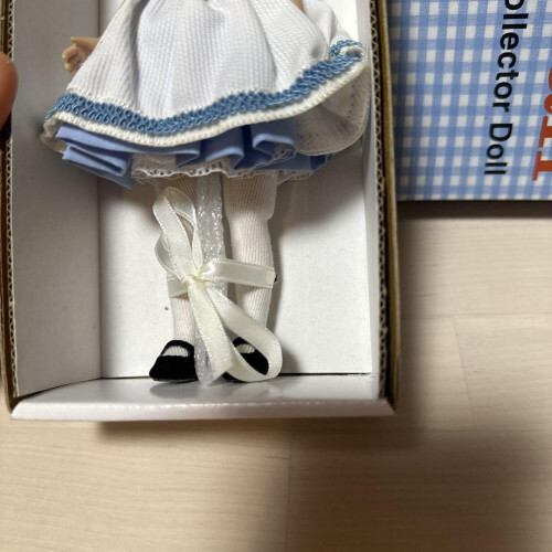 1114 Tiny Betsy McCall Loves Bunny | eBay