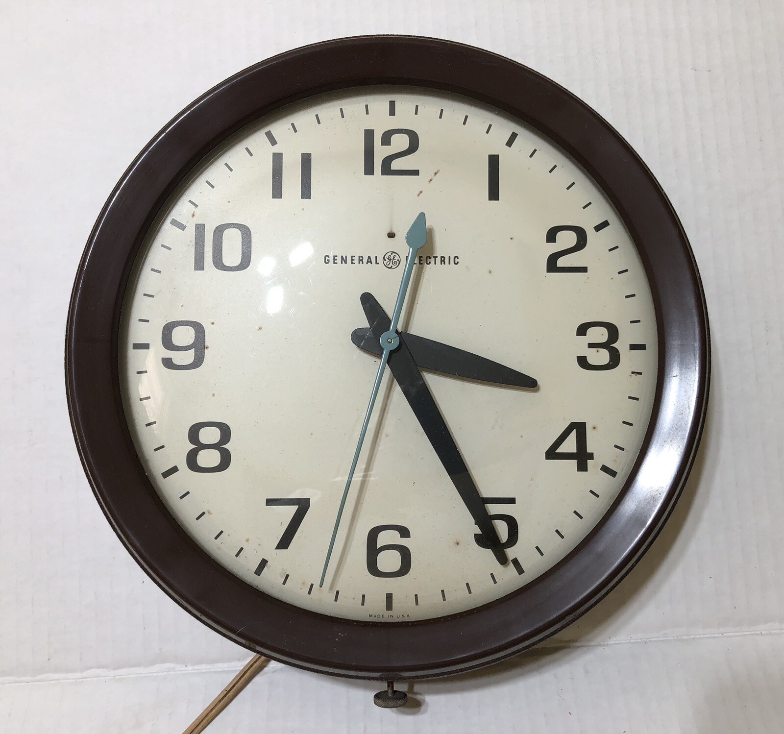 Vintage GENERAL ELECTRIC Industrial/School/Office Wall Clock RARE