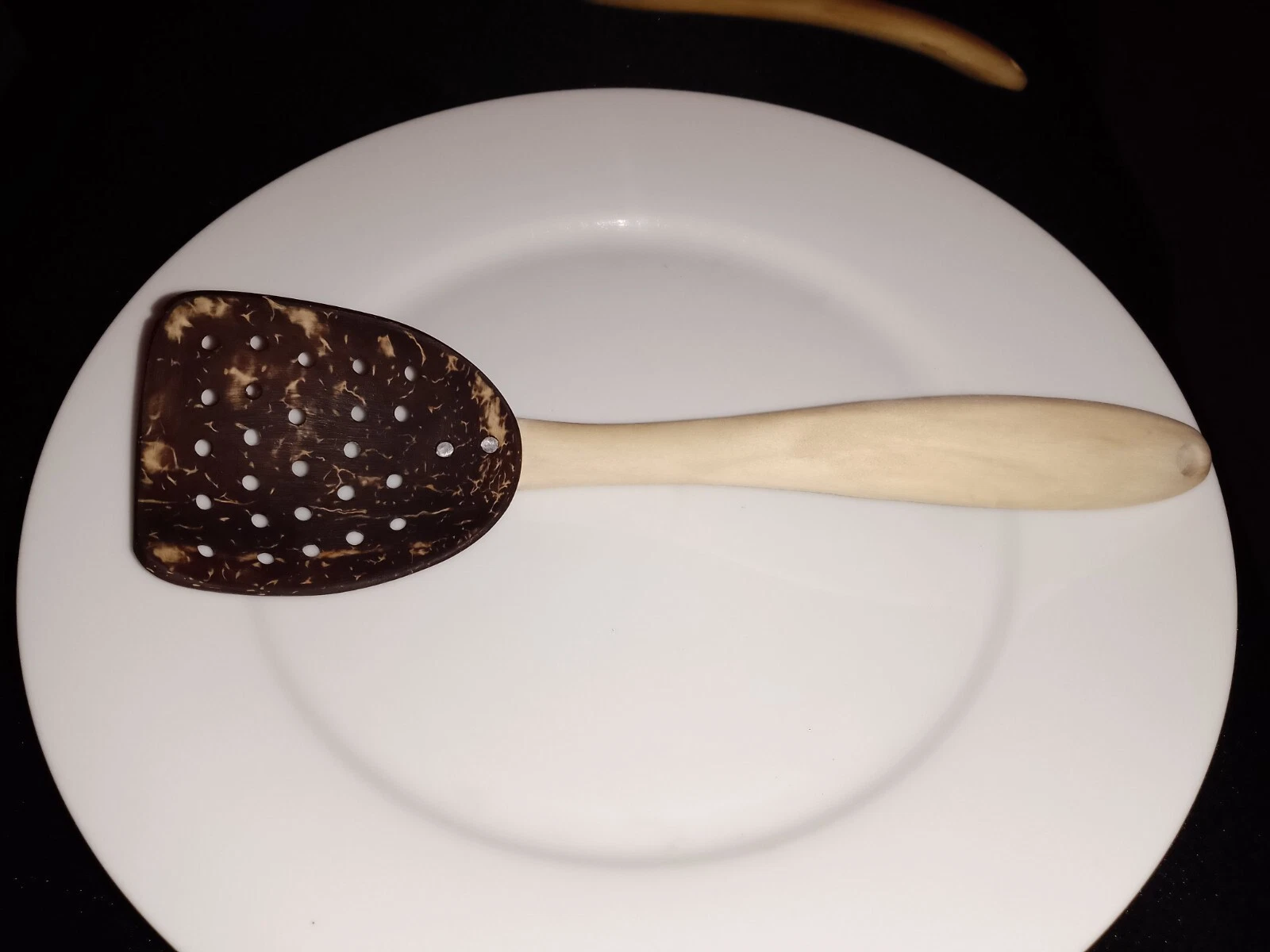 Wooden Handle With Coconut Shell Flat Top Skimmer Strainer Fried Kitchen Tool
Opens in a new window