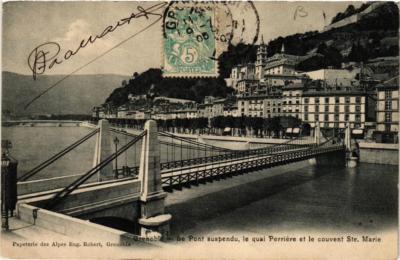 Old postcard Grenoble Le Pont suspendu le quai Perriere et le convent (685238)
