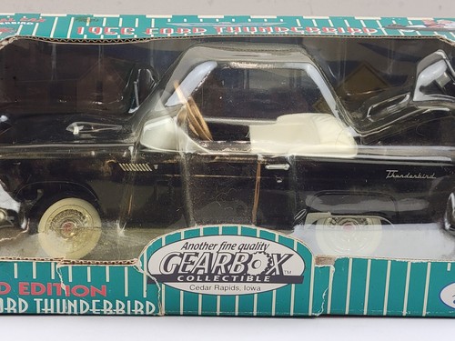 Gearbox Pedal Car Company 1:18 Scale 1956 Ford Thunderbird Diecast Car Bank - Picture 3 of 7
