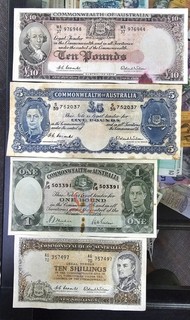 Commonwealth Of Australia Set Ten Five One Pound Ten ShillingFine To VF