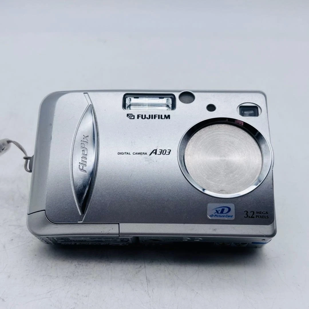 Fujifilm FinePix A303 Digital Cameras for Sale | Shop New & Used