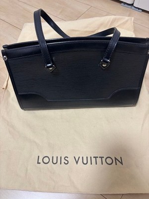 Louis Vuitton Epi Noir Leather Bag