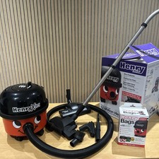Henry Extra Vacuum Cleaner HVX200