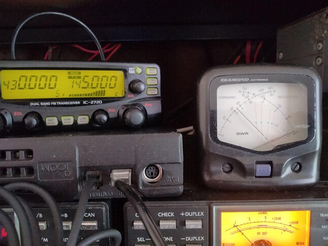 ICOM　IC-2720D Icom IC-2720D Dual Band FM Transceiver with Mic, Speaker