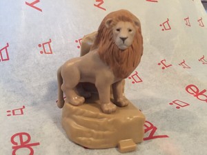 mufasa mcdonalds toy