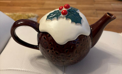 Sammlerpreis & Kensington Christmas Pudding Neuheit Teekanne. H: 17cm