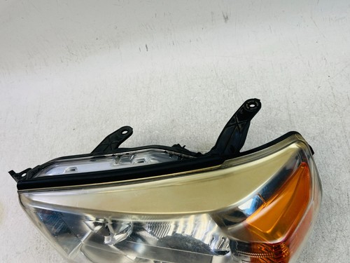 2010 2011 2012 2013 Toyota 4Runner Left Driver LH Side Halogen OEM Headlight - Picture 5 of 6