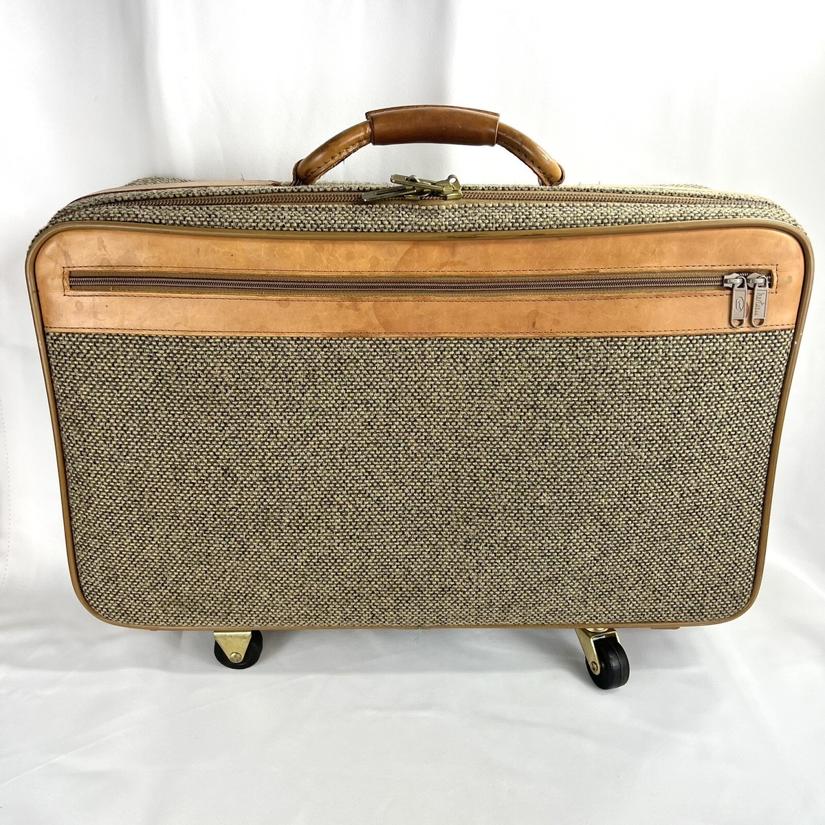 Vintage Hartmann Luggage 21x12x8” Brown Tweed Leather Rolling