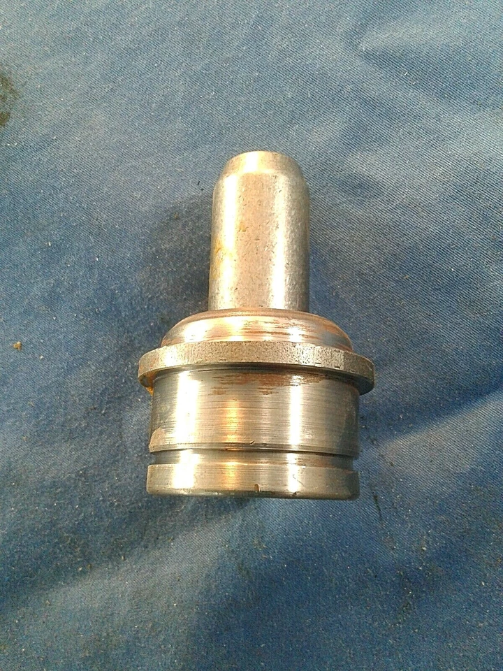 Junta rótula McQuay-Norris FA2002 superior Ford E150-450 F250-350 SD appl 2003-19 Foto 4 de 4