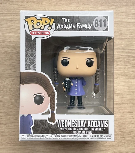 Funko Pop The Addams Family Wednesday Addams #811 + Free Protector