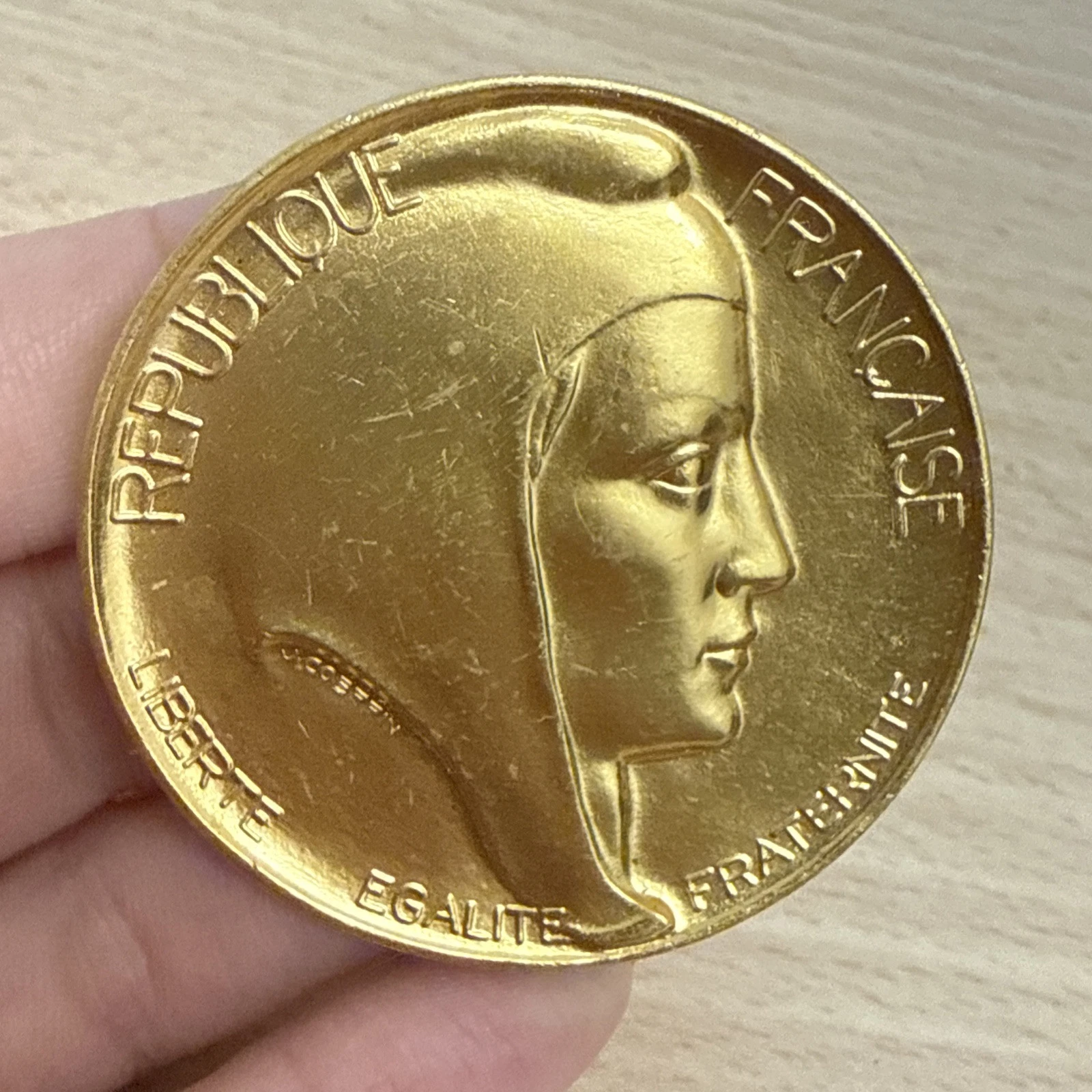 Médaille Société D’encouragement Au Progrès En Bronze 1979
