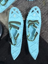 Cresent Moon Snow Shoes Cloud Deck Cushion Adjustable Straps Traction