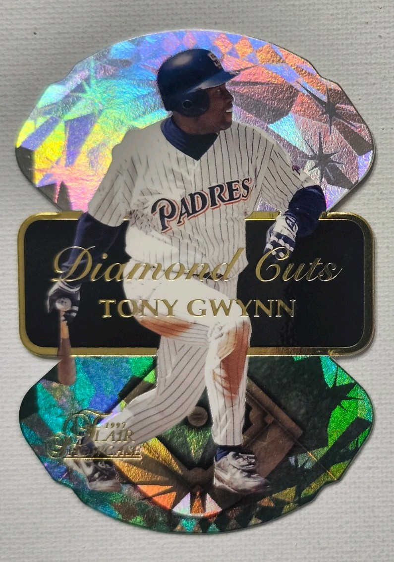 1997 Flair Showcase Diamond Cuts Tony Gwynn #6