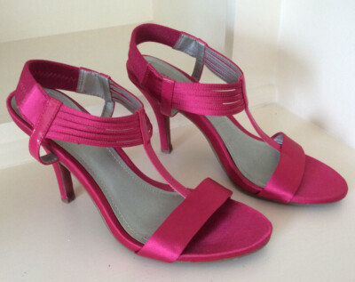 Pink Heel Sandal Shoe ~ Size 