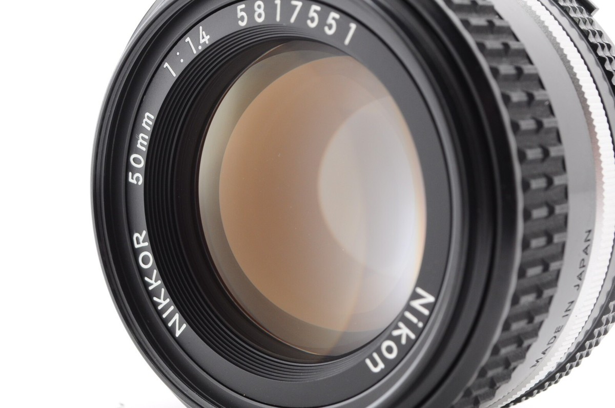 【美品】Nikon Ai 50mm f1.4 純正キャップ&フィルター付き MINT w/Caps] Nikon Ai-s Nikkor 50mm f1.4 MF Standard Lens F