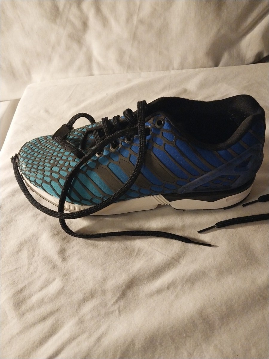 FLUX DS  です(*´ω｀*) Amazon.com | adidas Originals Mens ZX Flux Running Shoe (10