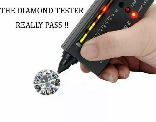 1 Ct Round Cut VVS1/D GRA Certified Moissanite Stud Earrings 14k White Gold 5mm - Picture 3 of 4