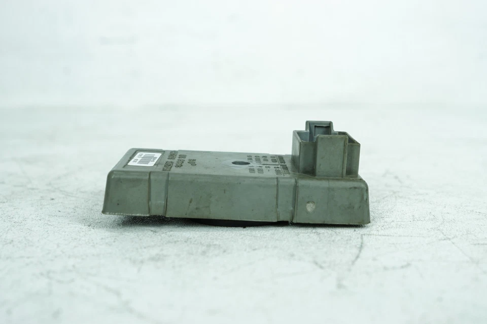 2003 Harley Sportster XL883 Hugger OEM Turn Signal Module Canceller TSM - Image 4 of 4