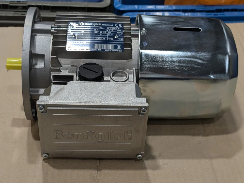 NEW BONFIGLIOLI 0.55kw .75hp 3PH Brake MOTOR Voltage 330/575V 60Hz IP55 - Image 3 of 4