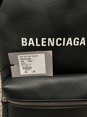 Balenciaga Everyday Backpack Calfskin Leather Black | eBay display picture 1