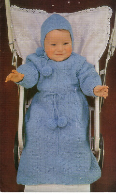 Strickanleitung Kopie 1691.   Baby Schlafsack mit Kapuze.  19-23'' Brustumfang.  DK/QK