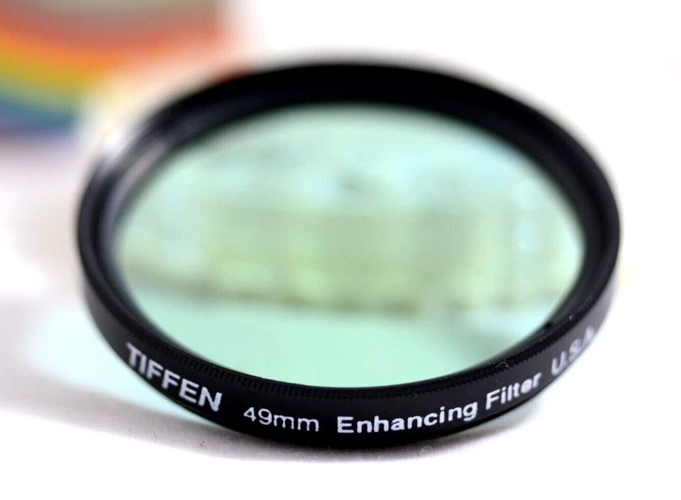 TIFFEN 49MM ENHANCING CAMERA LENS FILTER FOR LANDSCAPES (NEW OLD STOCK) - Image 2 of 2