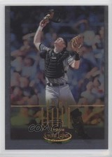 2002 Topps Gold Label Class 1 Gold 296/500 Toby Hall #150 11pj