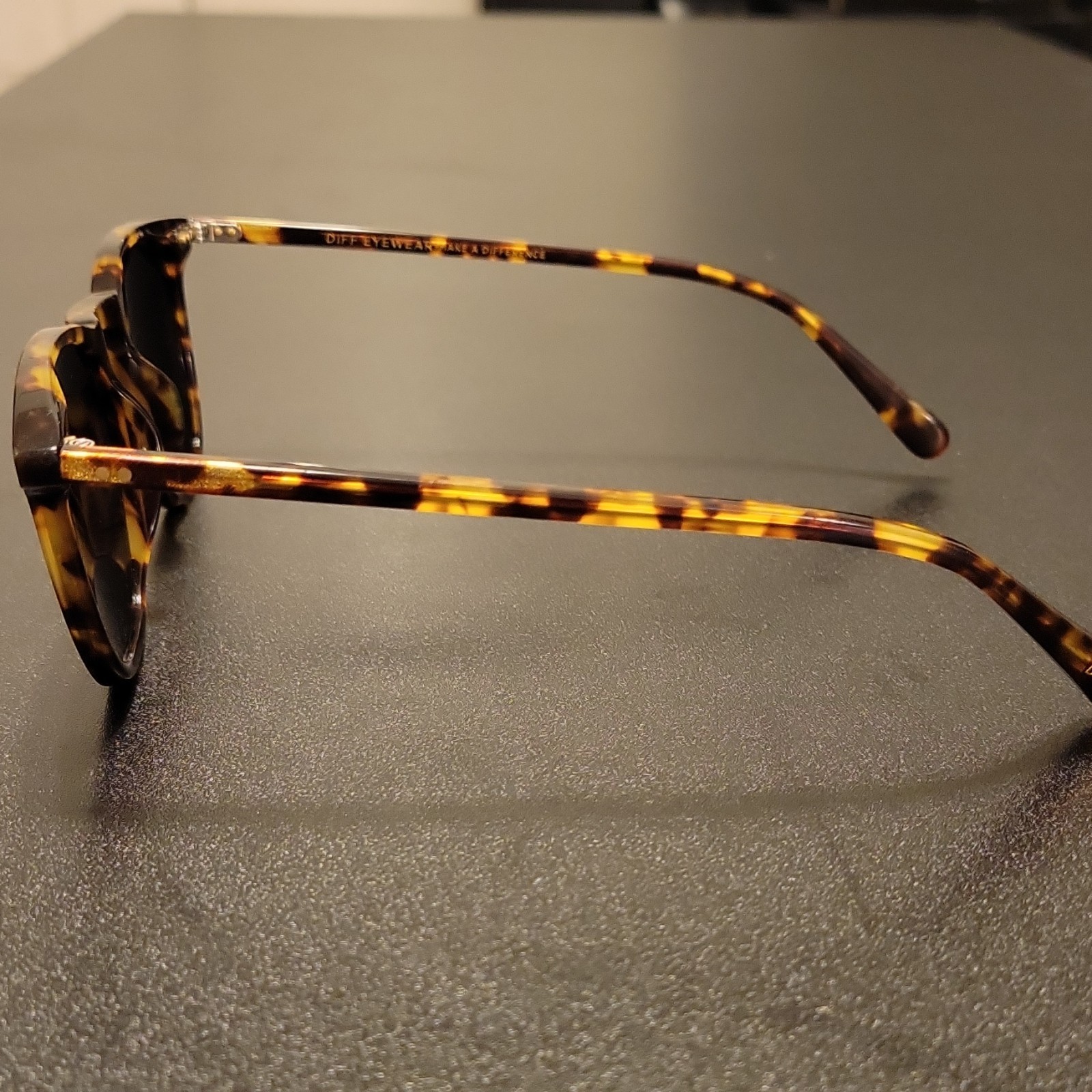 Diff Eyewear Women's Round Tortoise Shell Sunglas… - image 3