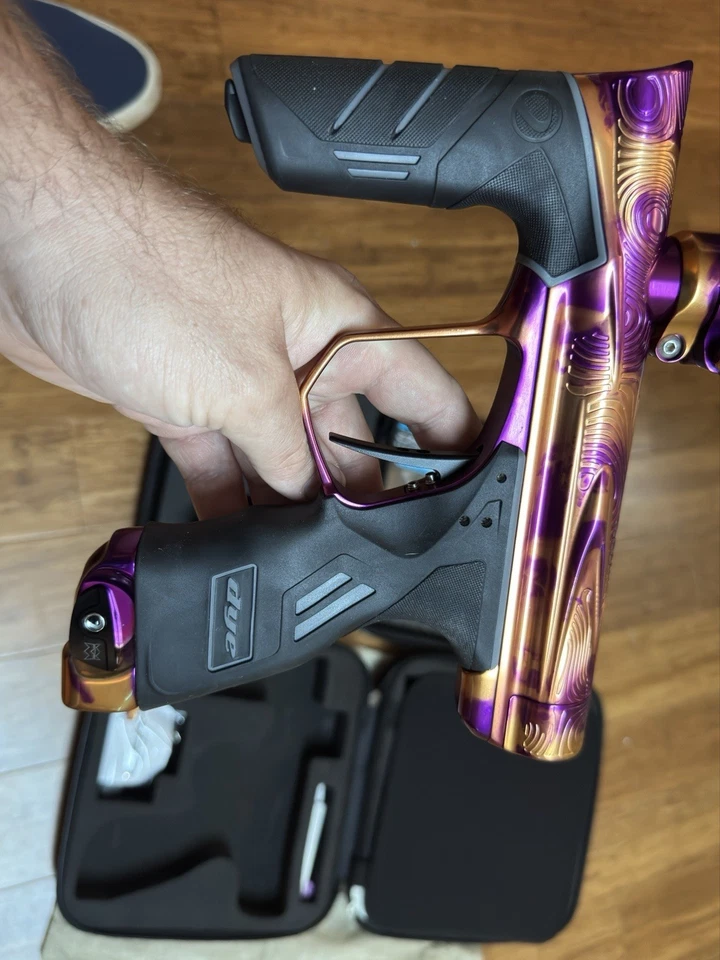 Tubo oscuro de flujo libre Foto 4 de 4