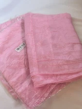 Pink Crinkle Table Runners, Pack of 5, 11.5" X 105" New In Original Packaging