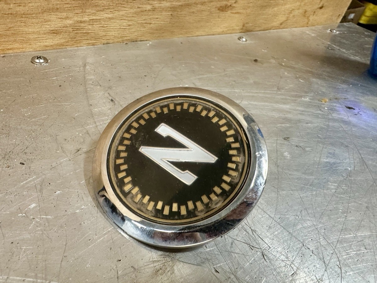 NISSAN FC フラッグ 84-89 Nissan 300zx Hood Emblem Badge Logo OEM for sale online | eBay