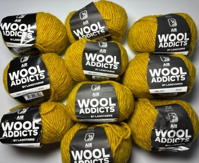 Wool Addicts Air Yarn 10 Balls approx 1,367 yds 84% Merino Extrafine - 16%Nylon image 1