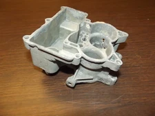 ROCHESTER 2GC BODY 1957-1960 PONTIAC TRI POWER 7009094  