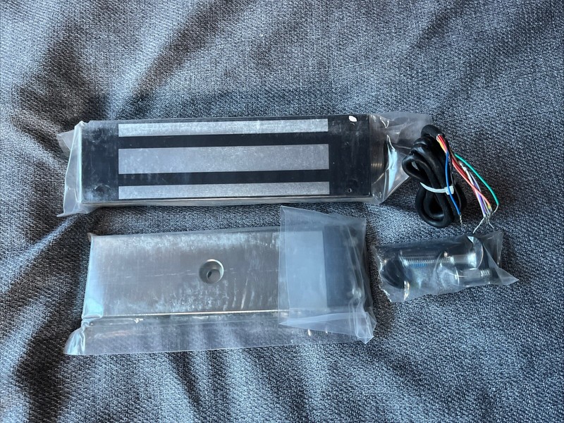 SDC 1576DEU Single Weatherized Slave Magnetic Gate Lock, Face-Drilled