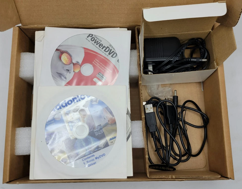 Portable DVD+R/RW Disk Drive Unit AEPMRRWII88 Addonics - Image 3 of 4