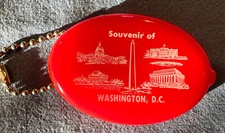 VINTAGE 3" WIDE QUIKOIN WASHINGTON DC SOUVENIR RUBBER COIN PURSE-RED
