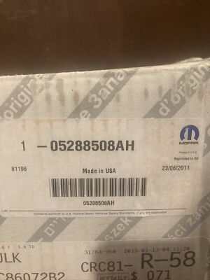 NOS OEM Mopar Passenger Side Headlight Assembly 05288508AH Dodge Neon 2000-2005