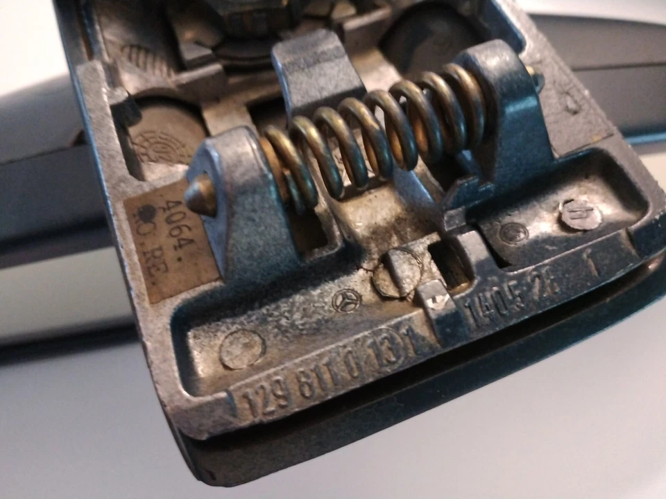 ✅ 90-95 Mercedes R129 SL300 SL500 motorized Interior Rear View Mirror 1298110131 - Image 2 of 4