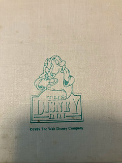 1989 Walt Disney World The Disney Inn Directory of Services. VINTAGE