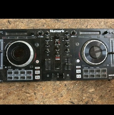 Numark Mixtrack Platinum 24bit Display Controller 4 Deck USB Serato VirtualDJ 
