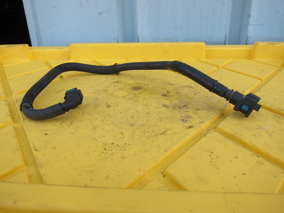 Manguera de combustible Yamaha FZ09 FZ-09 FZ9 2014 14 15 16 17  Foto 2 de 4