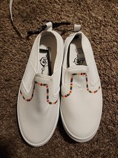 Sole Mates. White. Flowers. Sz 9. Womens. Slip-on.