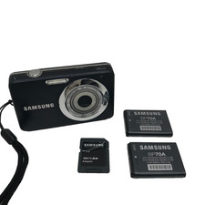 Samsung ST30 Compact Digital Camera Black  2 Original Batteries  Memory Card